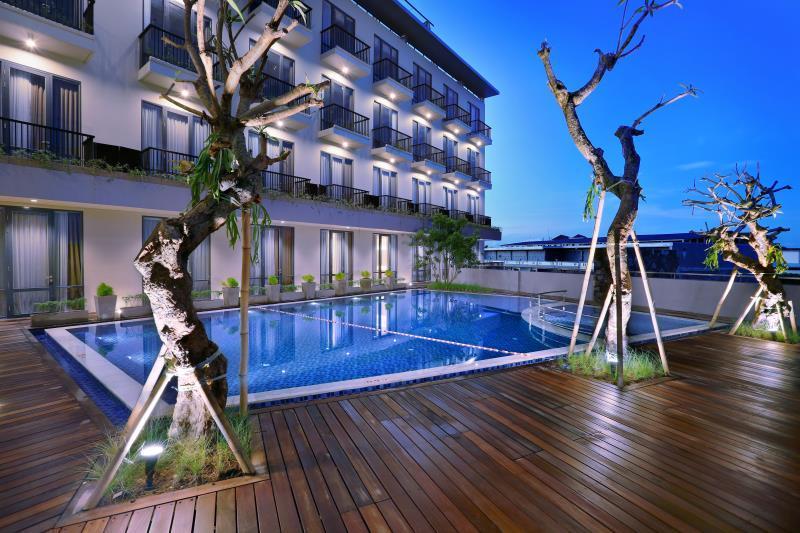 هتل Aston Inn Mataram