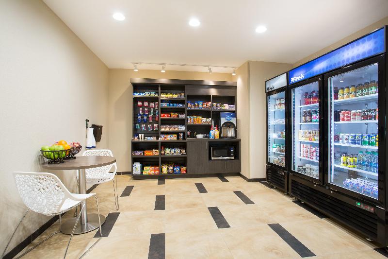 Отель Candlewood Suites Longmont Boulder Area, An Ihg