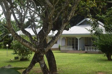 هتل Chalet Bamboo Vert