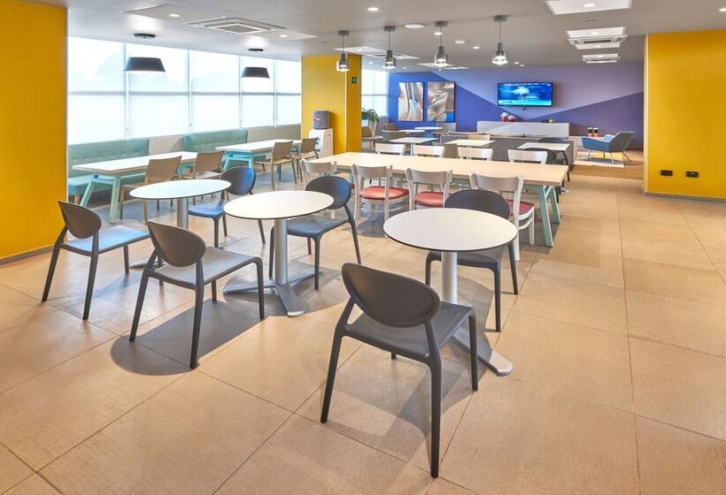 هتل City Express Suites By Marriott Silao Aeropuerto