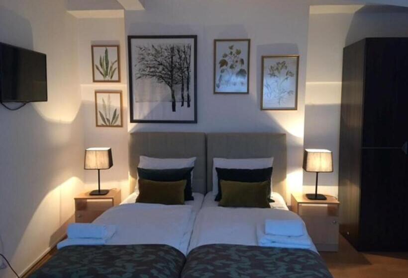 Fotos del hotel Corner:  7