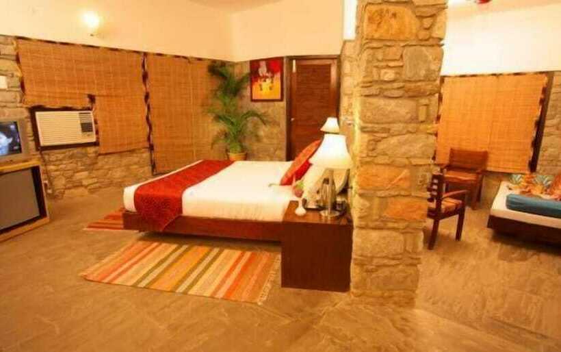 Отель Country Inn Corbett