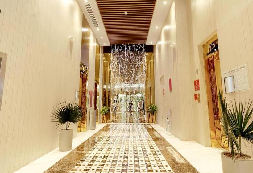 هتل Crowne Plaza Barranquilla, An Ihg