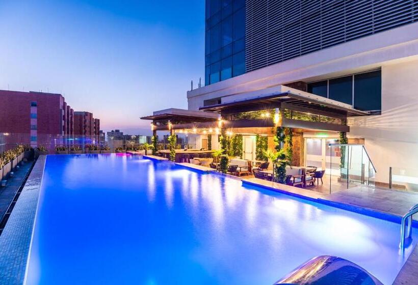 هتل Crowne Plaza Barranquilla, An Ihg