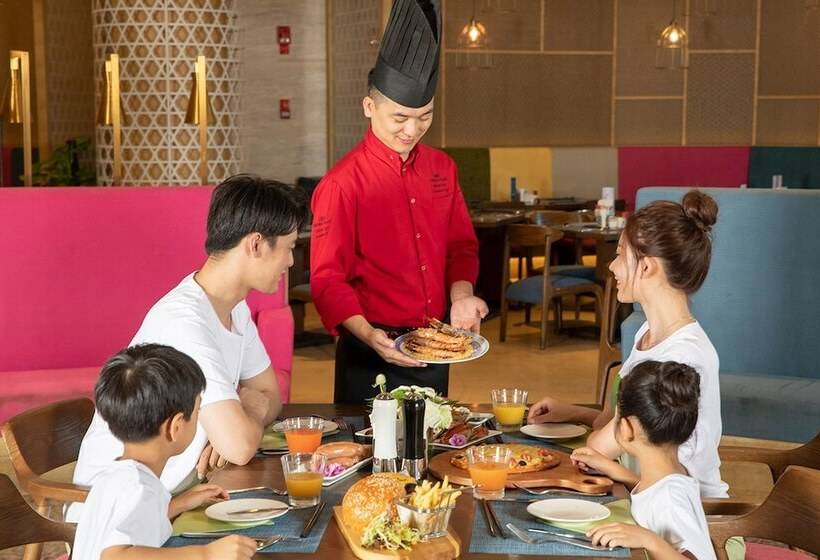هتل Crowne Plaza Ningbo Xiangshan Sea View By Ihg