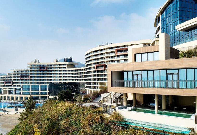 هتل Crowne Plaza Ningbo Xiangshan Sea View By Ihg