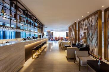 هتل Crowne Plaza Vientiane, An Ihg