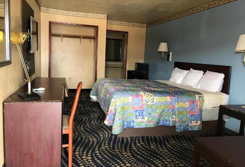 هتل Delux Inn