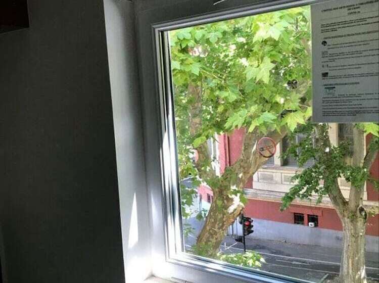 فندق Hôtel Des Arts Aix