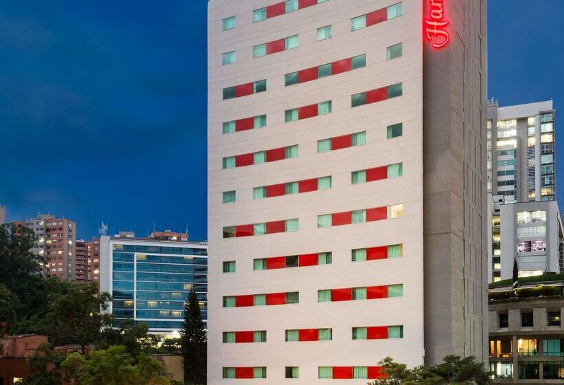 هتل Hampton By Hilton Medellin