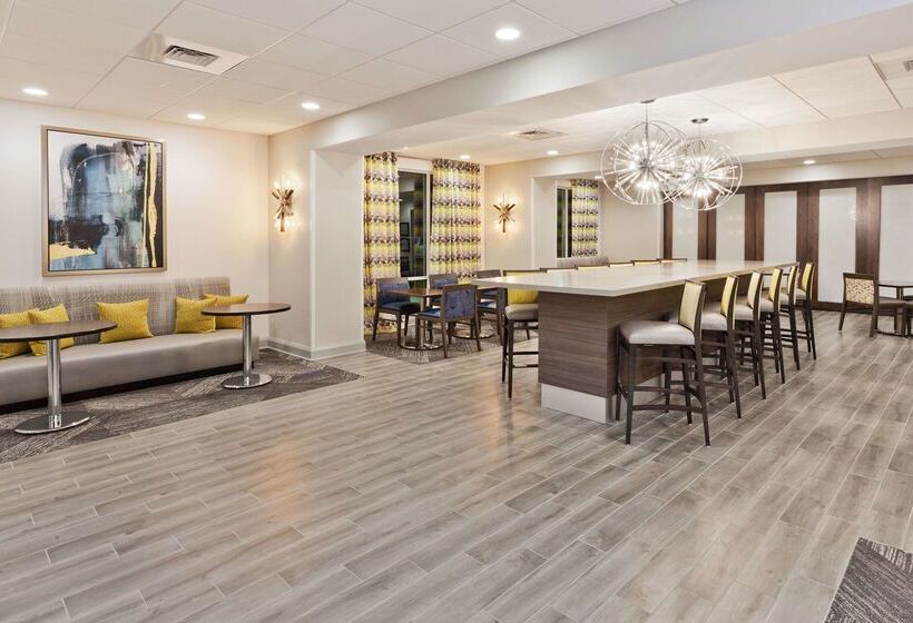 Отель Hampton Inn Eufaula