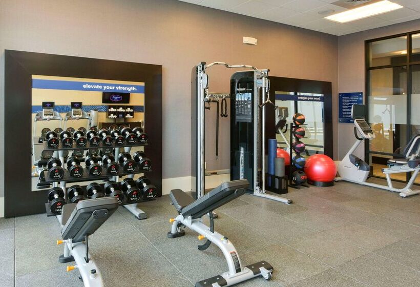 هتل Hampton Inn Lumberton