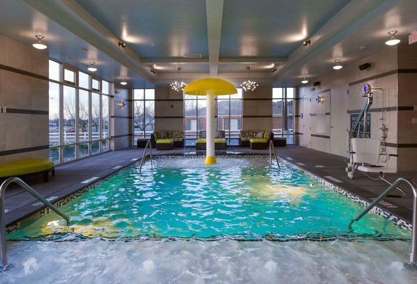 هتل Hampton Inn Lumberton