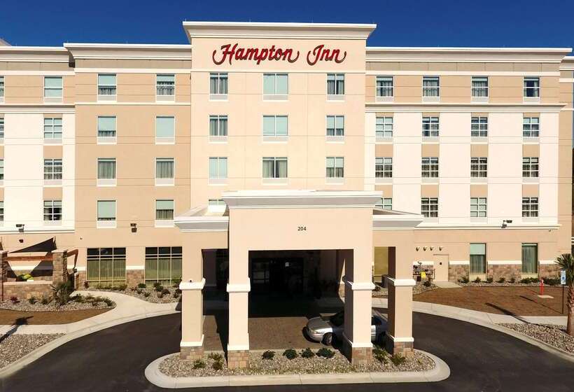 هتل Hampton Inn Lumberton