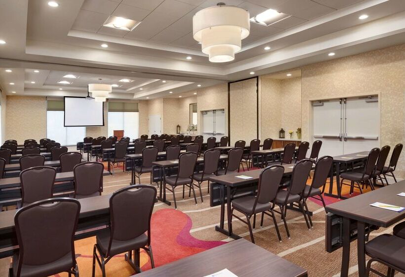 هتل Hilton Garden Inn Medford, Or 