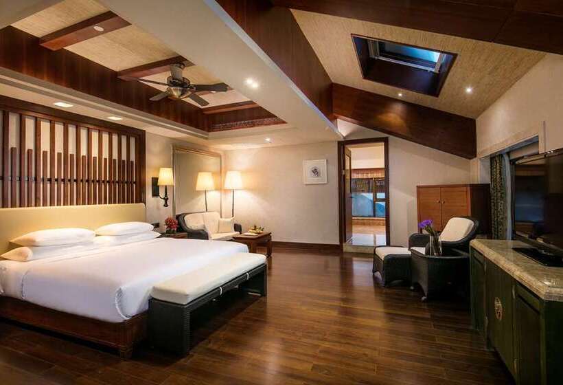 هتل Hilton Sanqingshan Resort