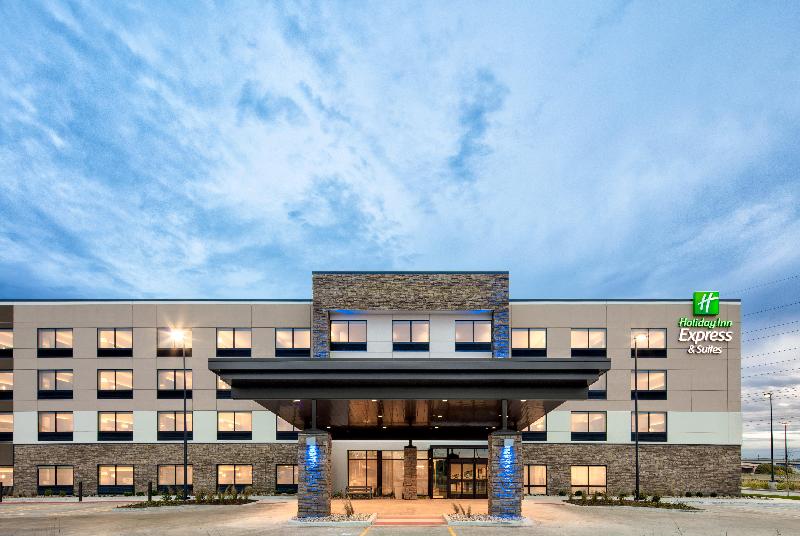 هتل Holiday Inn Express East Peoria   Riverfront, An Ihg