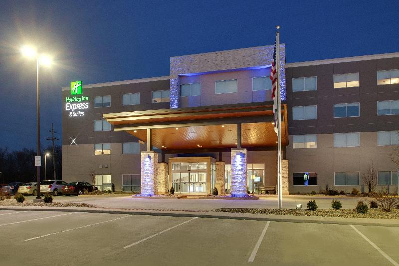 בית מלון כפרי Holiday Inn Express & Suites   Mount Vernon, An Ihg