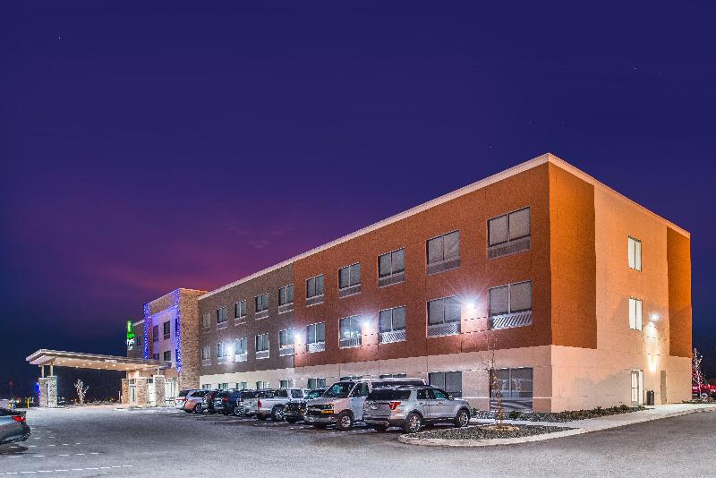 هتل Holiday Inn Express & Suites Van Horn