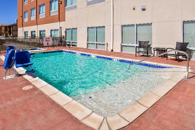 هتل Holiday Inn Express & Suites   Van Horn, An Ihg