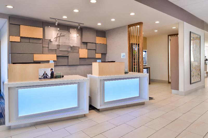 هتل Holiday Inn Express & Suites   Van Horn, An Ihg