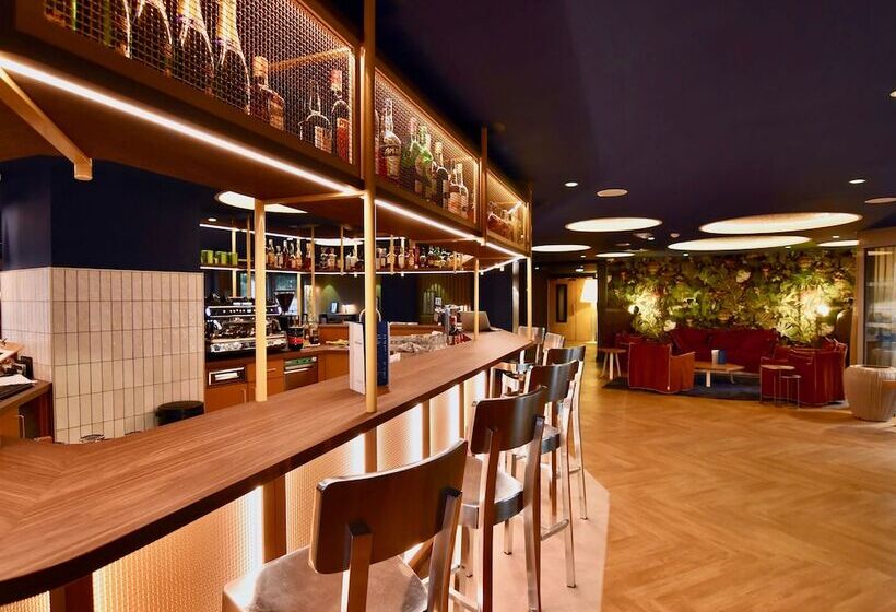 هتل Ibis Budget Nantes Reze Aeroport