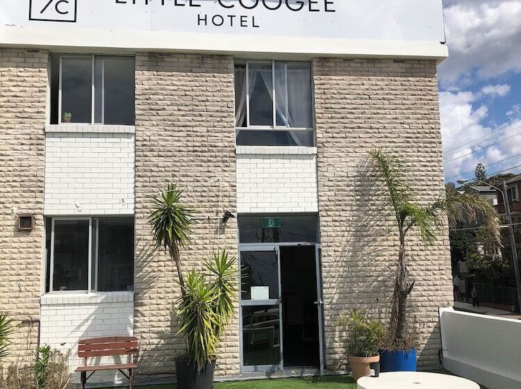 هتل Little Coogee