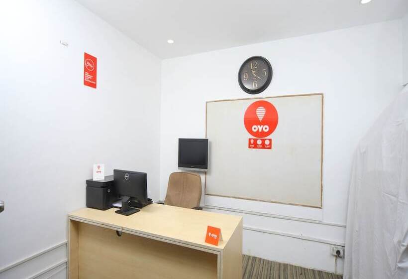 هتل Nakshatra Serviced Apartments-bawa Road