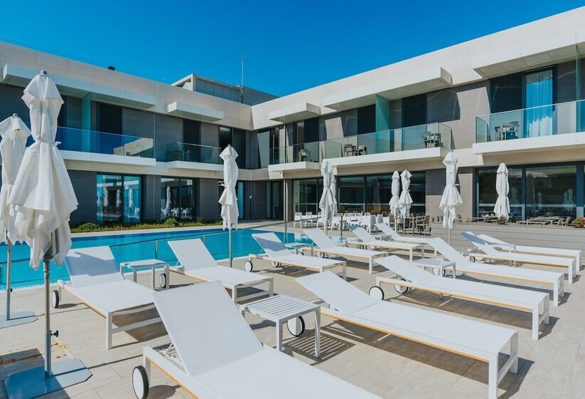 فندق Pestana Ilha Dourada  & Villas