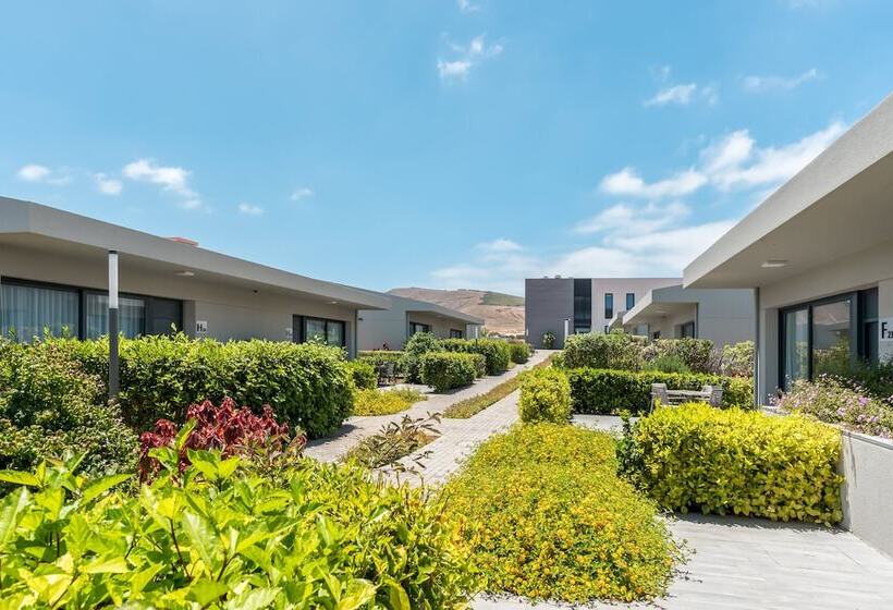 هتل Vila Baleira Village