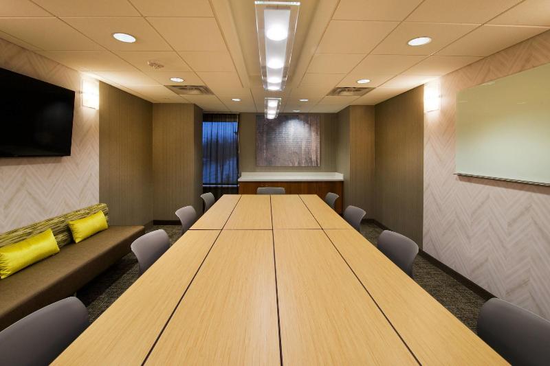 هتل Springhill Suites By Marriott Seattle Issaquah