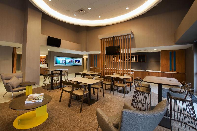 هتل Springhill Suites By Marriott Seattle Issaquah