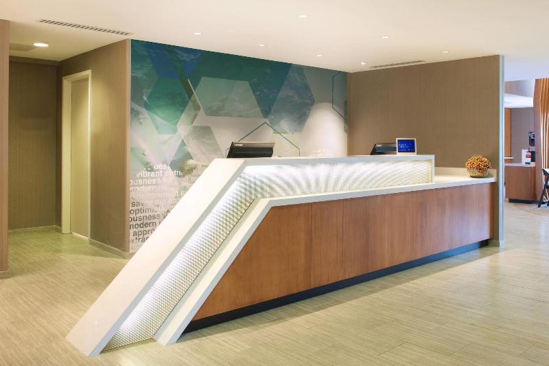 هتل Springhill Suites By Marriott Seattle Issaquah