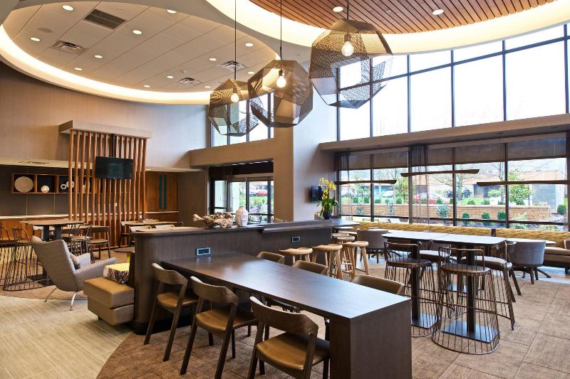 هتل Springhill Suites By Marriott Seattle Issaquah