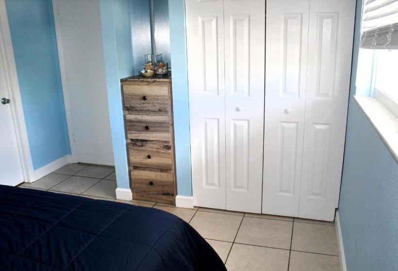 فندق The Bay Inn At The Lani Kai