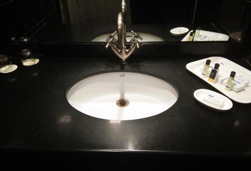 ホテル The Stadel