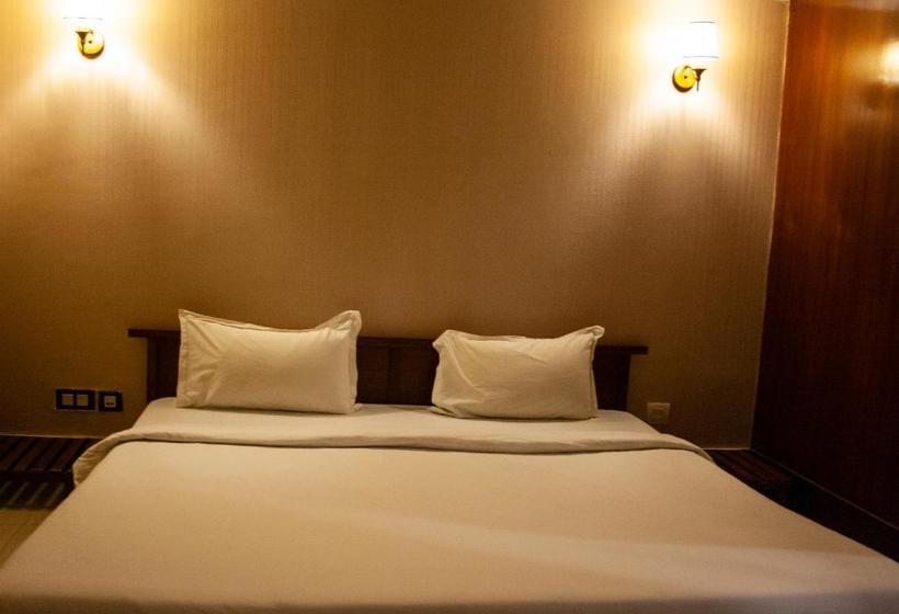 ホテル The Stadel