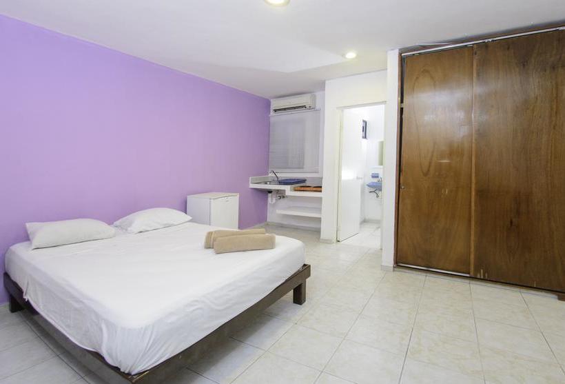 فندق The Yak Hostel