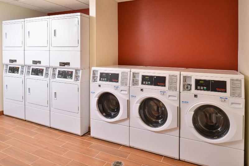 هتل Towneplace Suites By Marriott Gillette