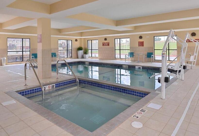 هتل Towneplace Suites By Marriott Gillette
