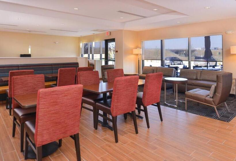 هتل Towneplace Suites By Marriott Gillette