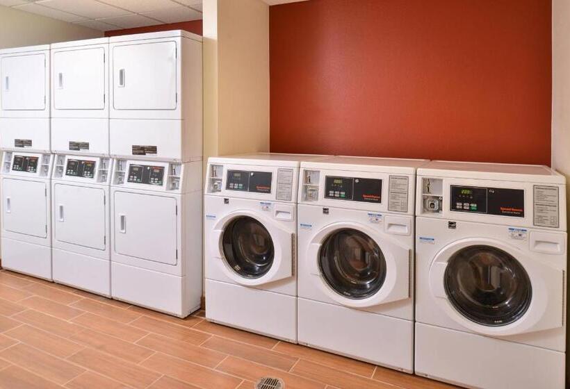 هتل Towneplace Suites By Marriott Gillette