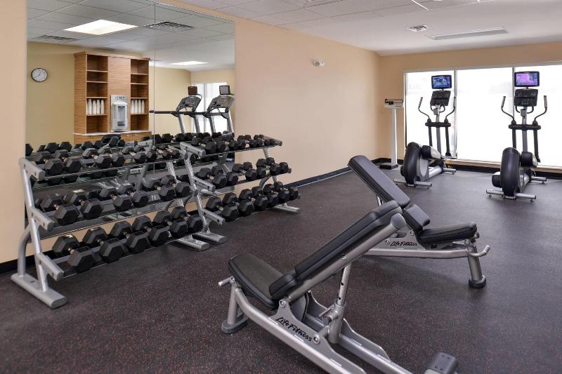 هتل Towneplace Suites By Marriott Gillette