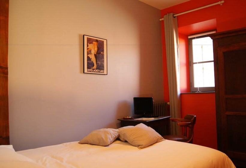 Logis Hotel   Restaurant La Marbrerie