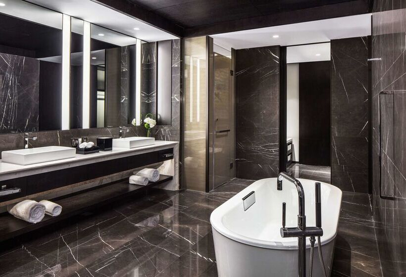 استراحتگاه Hilton Ningbo Dongqian Lake