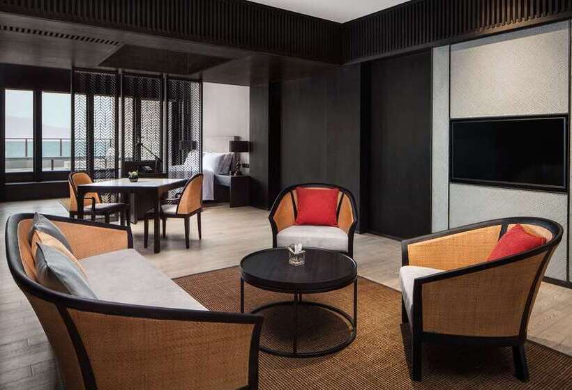 استراحتگاه Hilton Ningbo Dongqian Lake