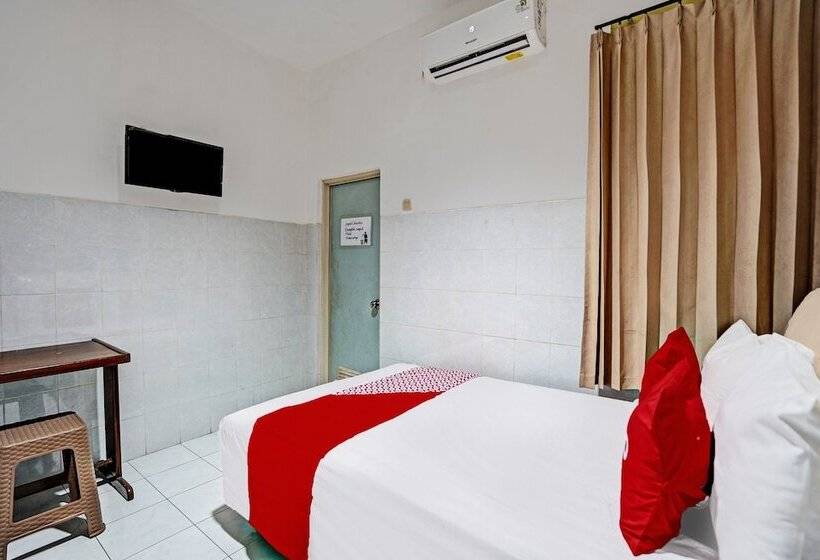 ホテル Raya Permai Homestay Syariah By Oyo