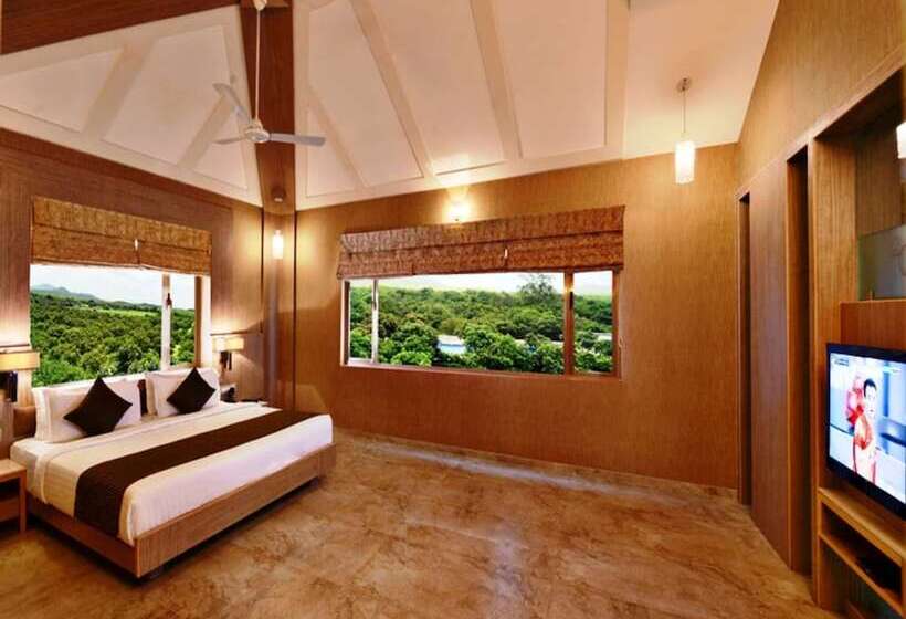 فندق Sarovar Portico Sasangir