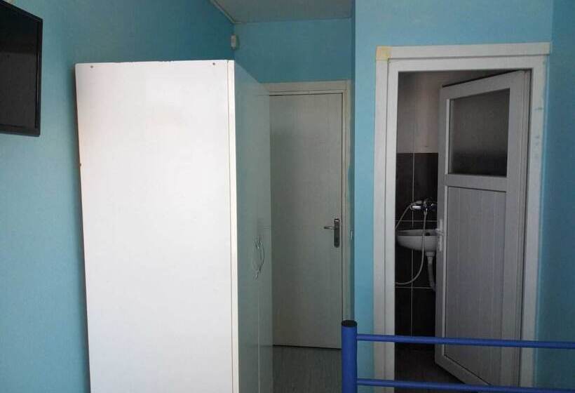 اقامتگاه Golden Halich Hostel