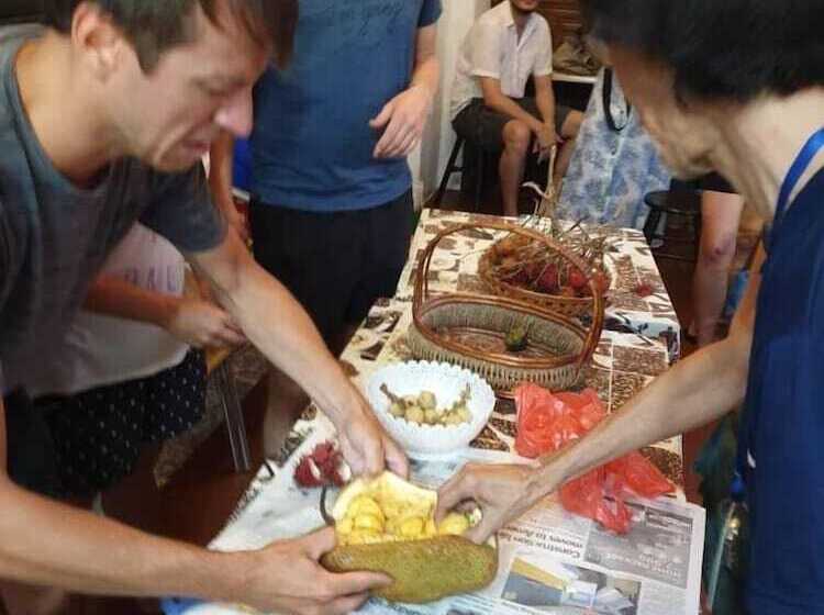 Cocoa Mews Cafe & Homestay   Hostel